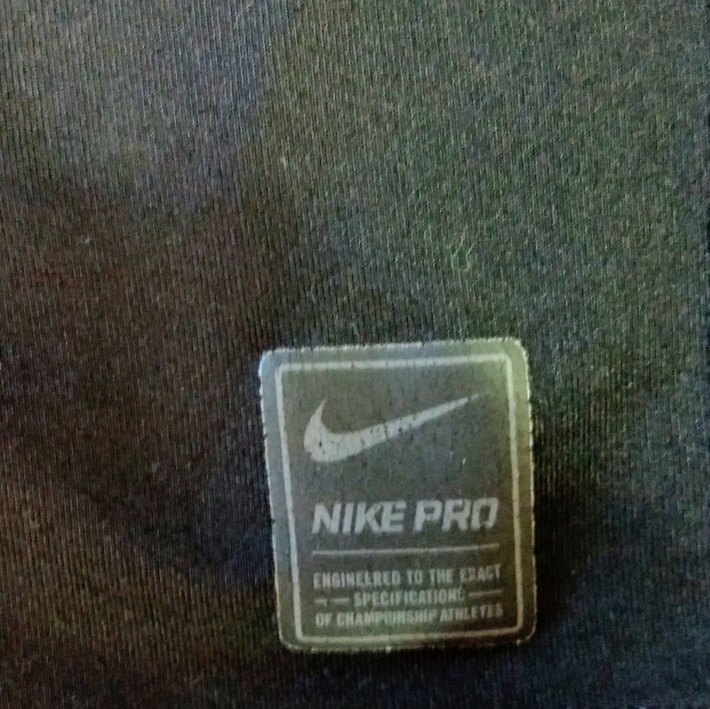 Nike Pro Dri-Fit Compression Shirt - Picture 3 of 5